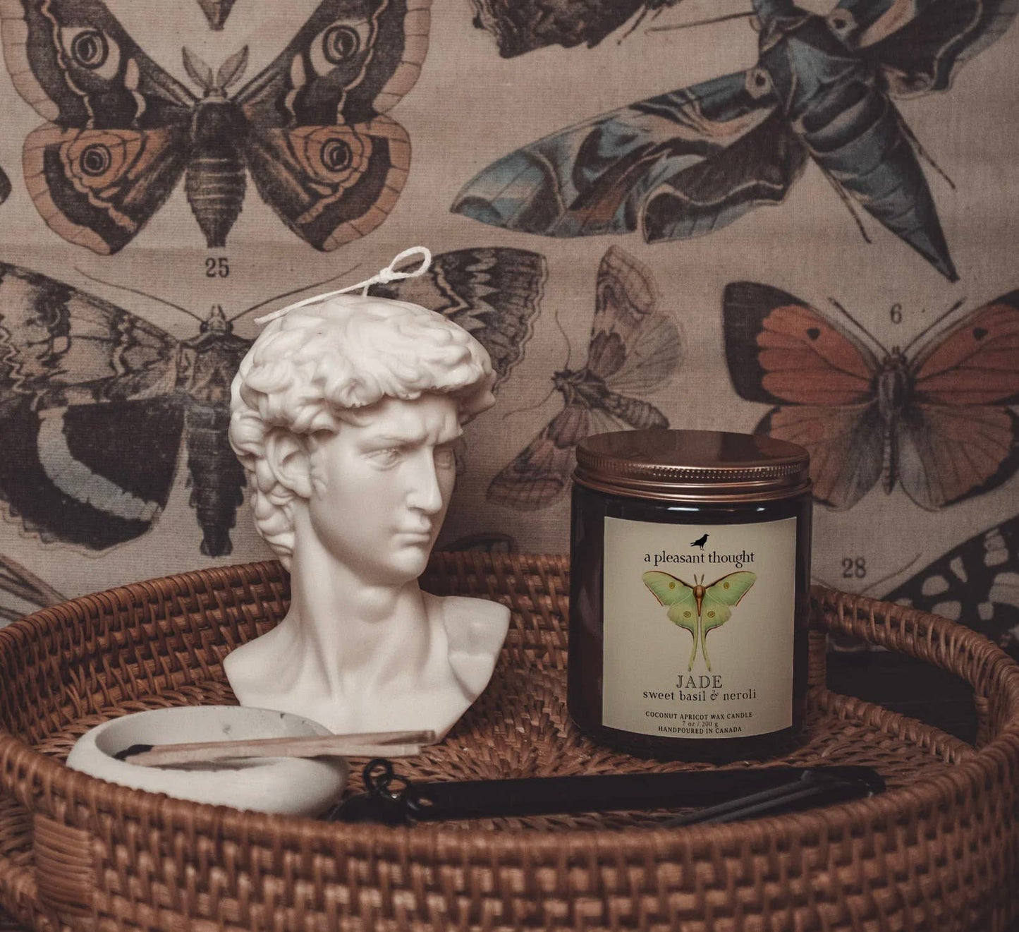 Jade Jar Candle (Sweet Basil and Neroli)