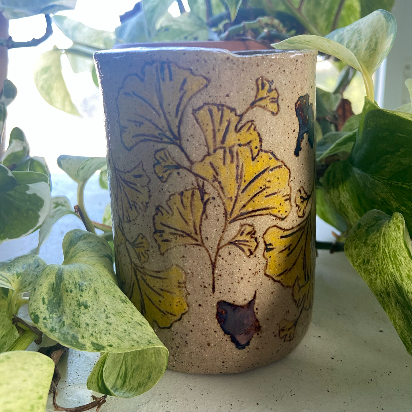 Hand-building botanical mug workshop
