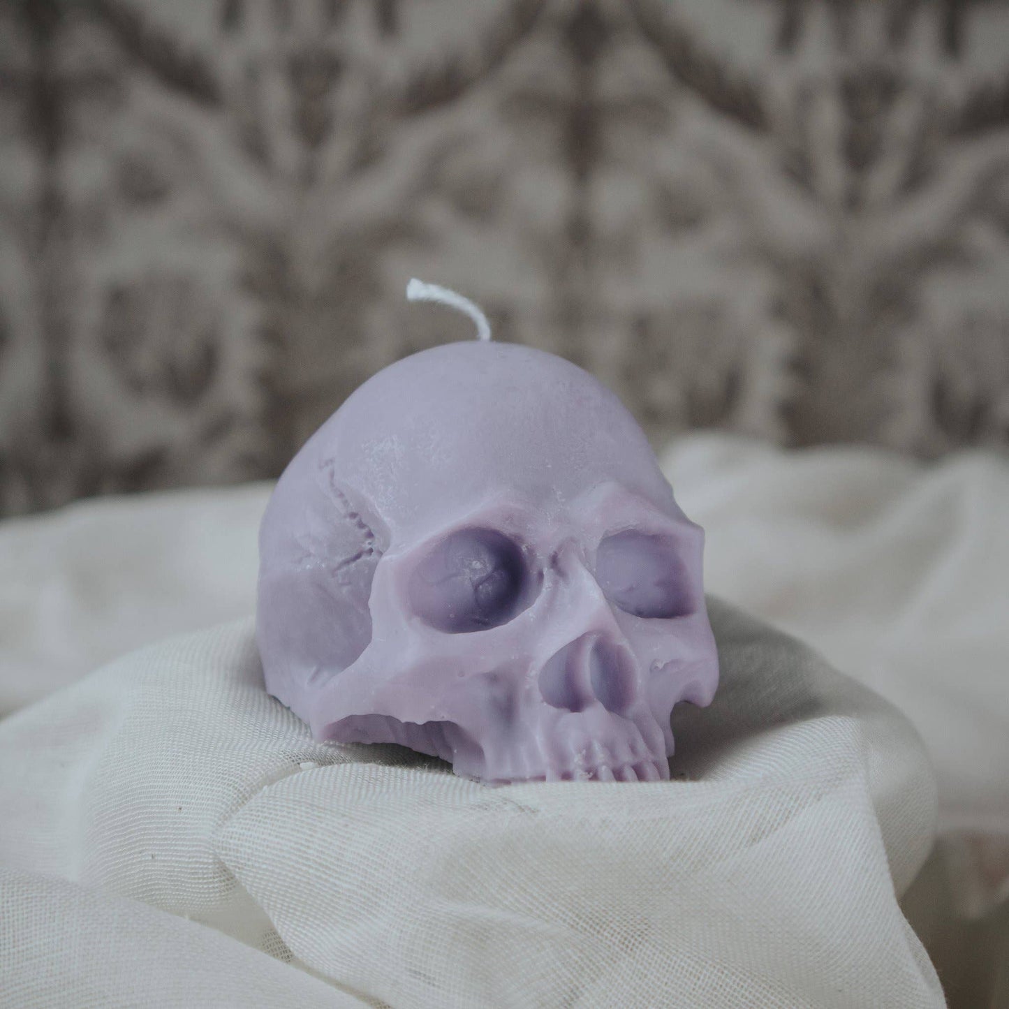 Half Skull Candle