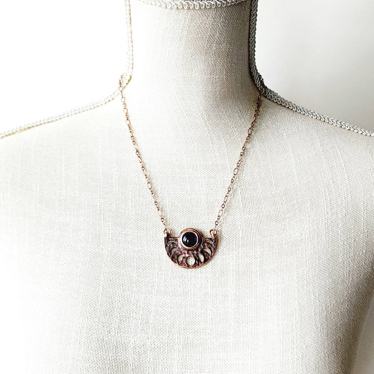 Moon Phase Necklace - Amethyst / Moon Cycle