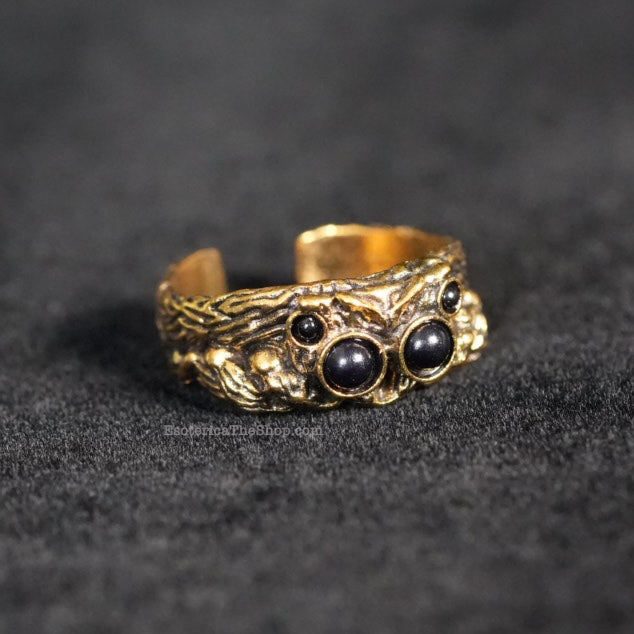 Jumping Spider Ring, Golden