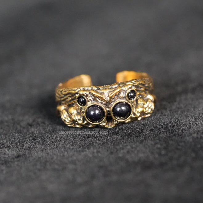 Jumping Spider Ring, Golden