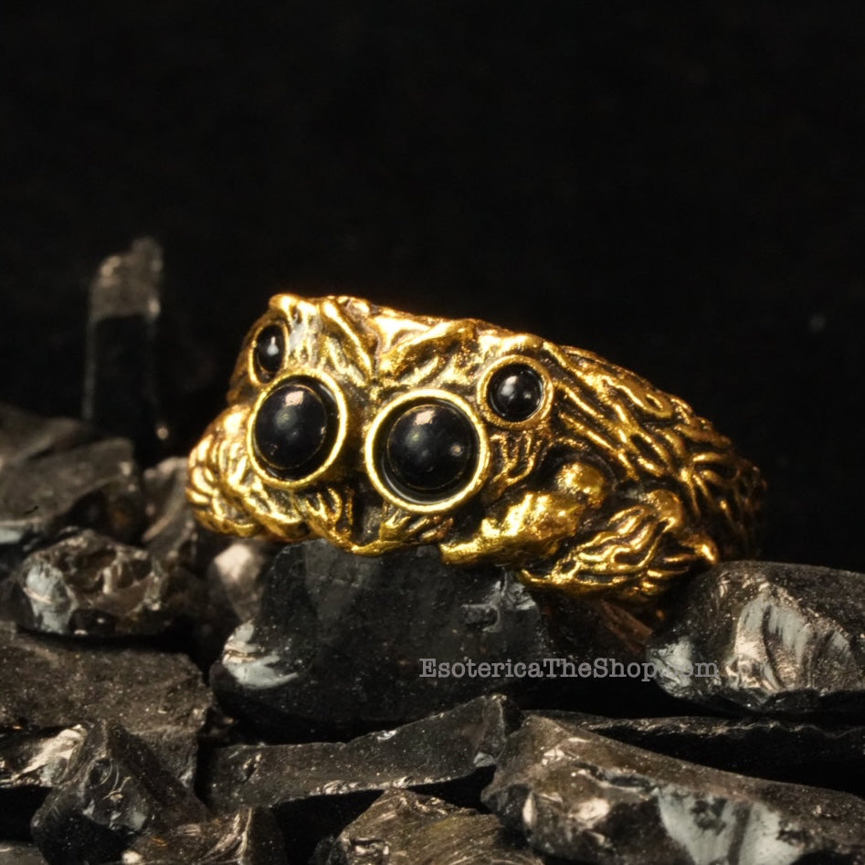 Jumping Spider Ring, Golden