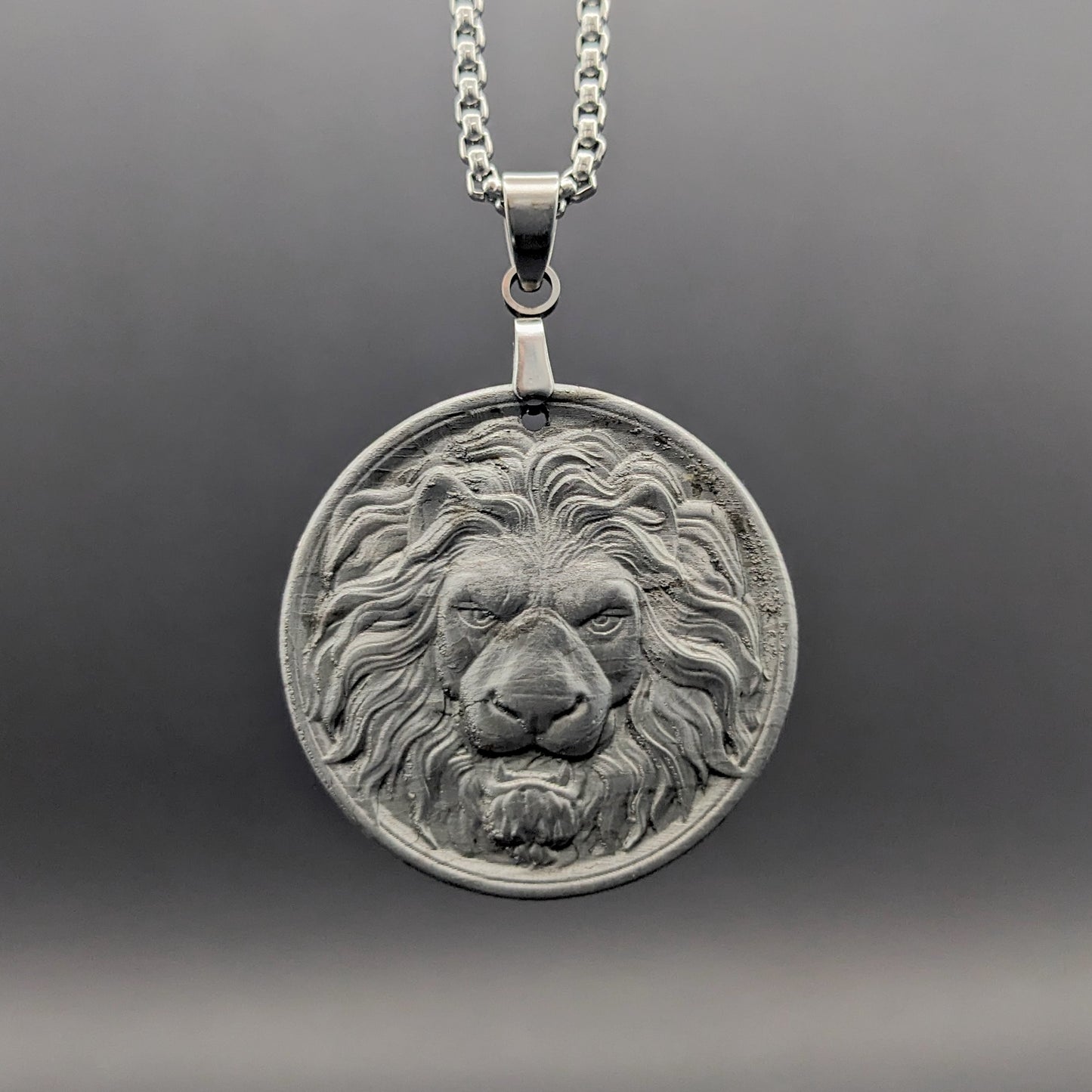 Natural Muonionalusta Meteorite Carving Lion Pendant