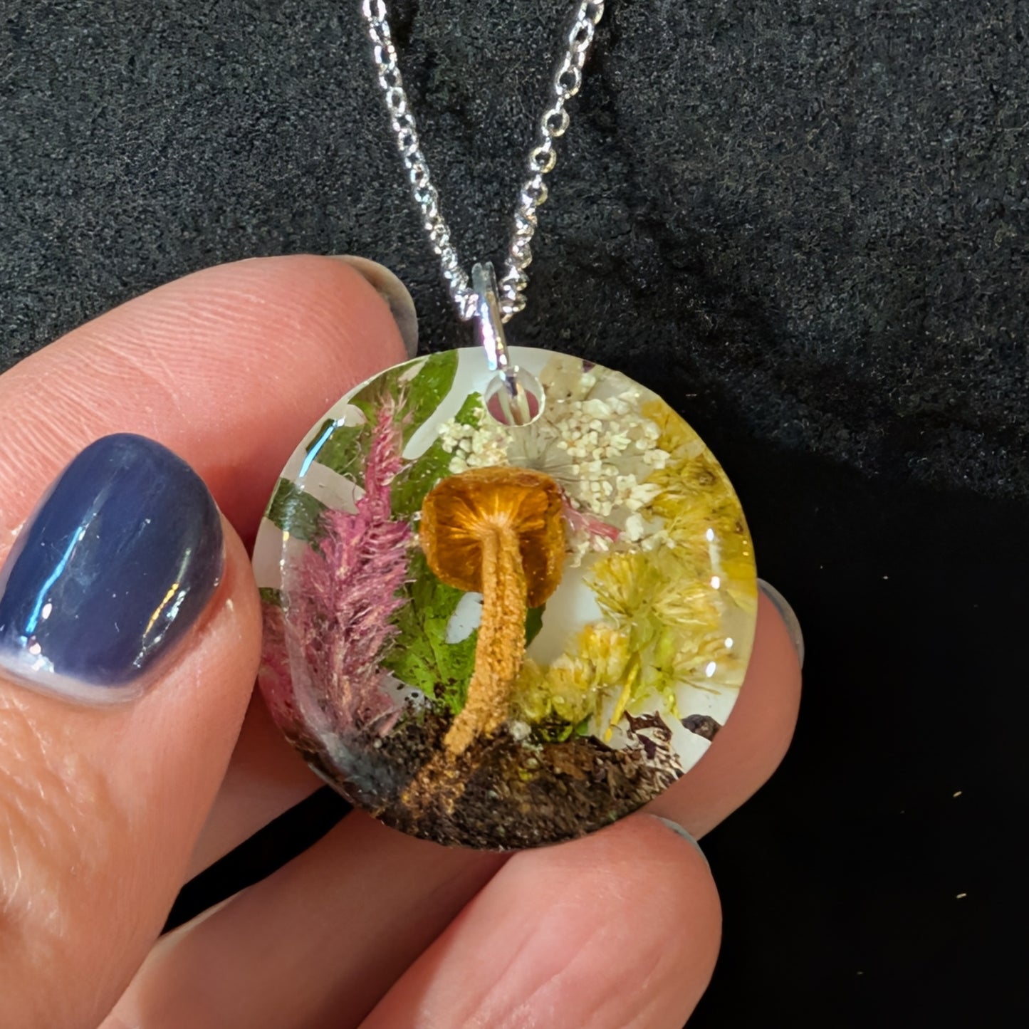 Real Mushroom Pendant, 1" round