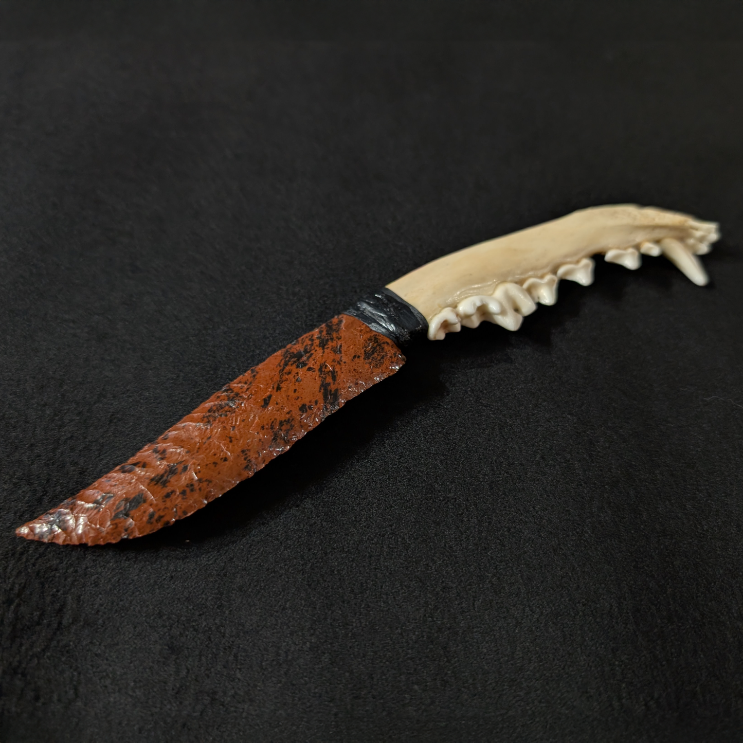 Coyote Jaw & Obsidian Dagger