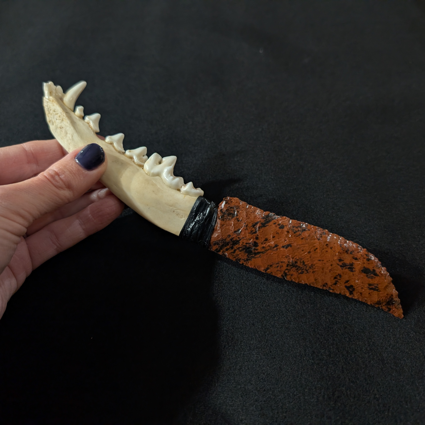 Coyote Jaw & Obsidian Dagger