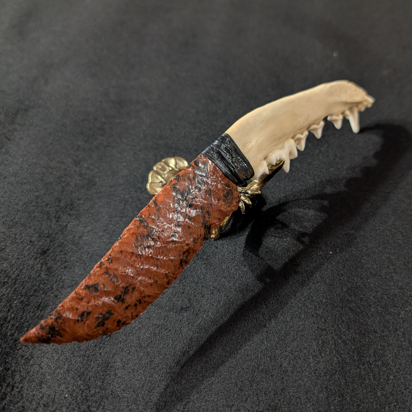 Coyote Jaw & Obsidian Dagger