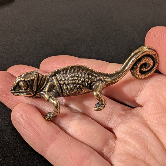 Brass chameleon