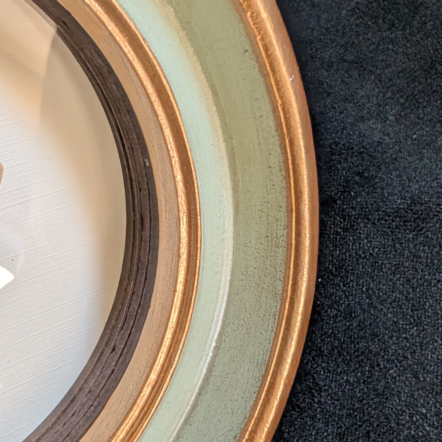 Real Blue Bee in Round Frame