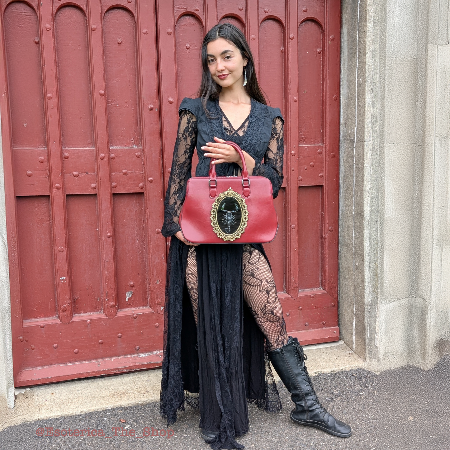 Real Scorpion Handbag - Gold Frame