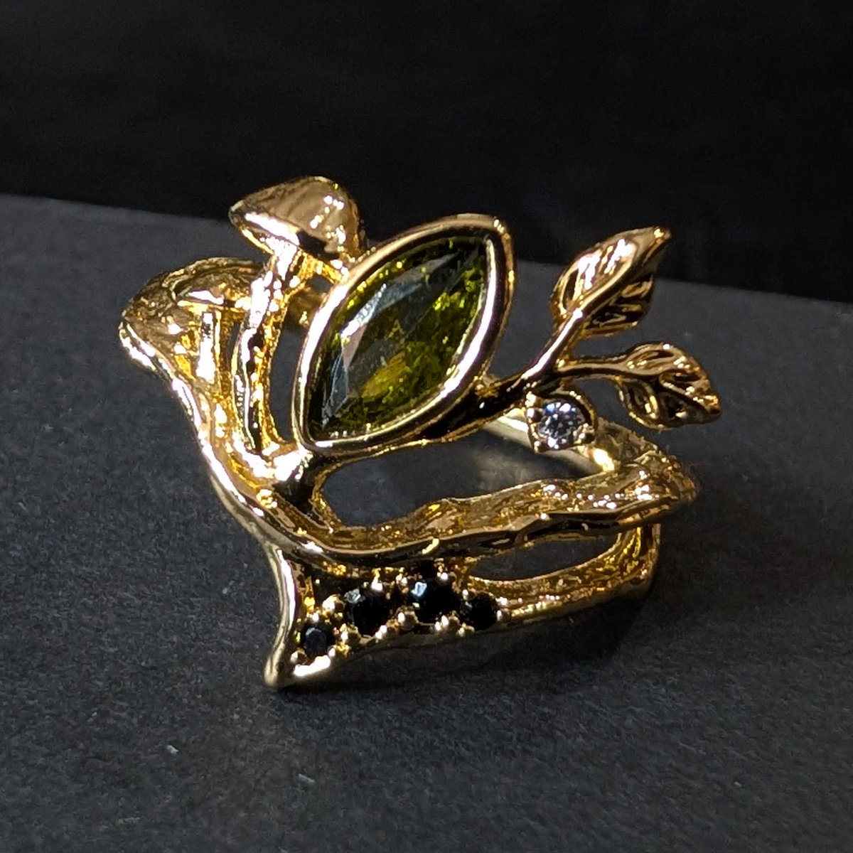 Mushroom and Crystal Golden Ring