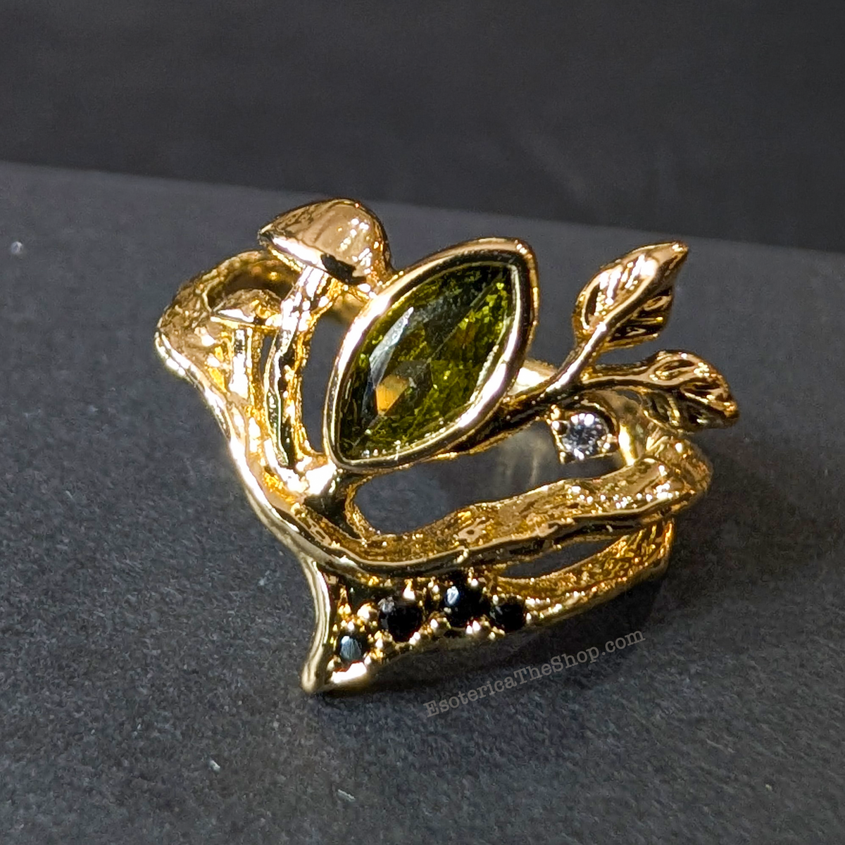 Mushroom and Crystal Golden Ring